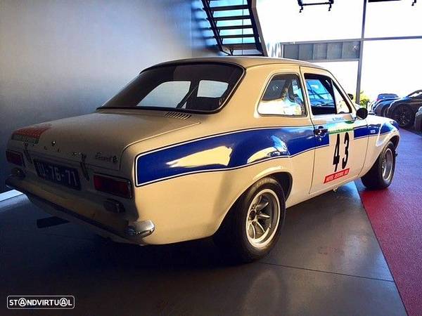 Ford Escort - 10