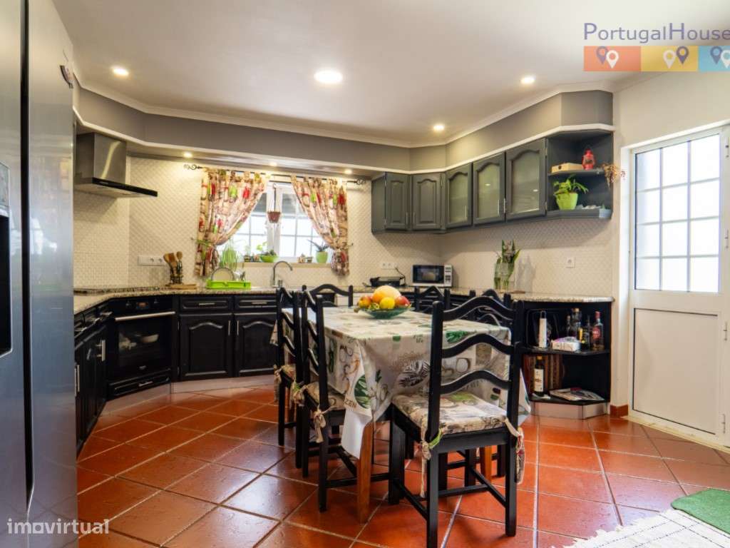 Moradia independente T3 com anexo T2 e 5.000 metros de terreno.-15