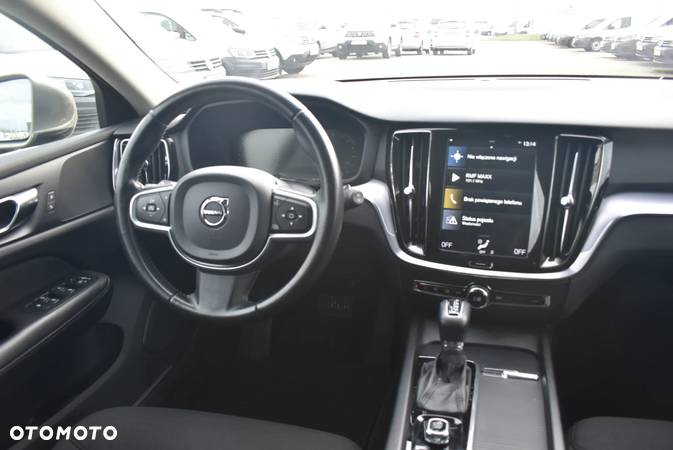 Volvo V60 D3 AWD Momentum - 20