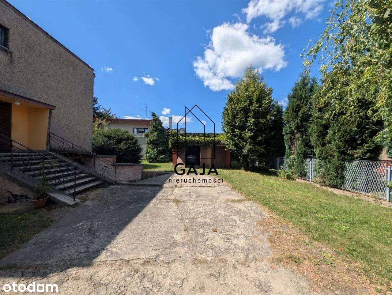 Dom z potencjałem ustawna działka+ garaże Grabówka-14