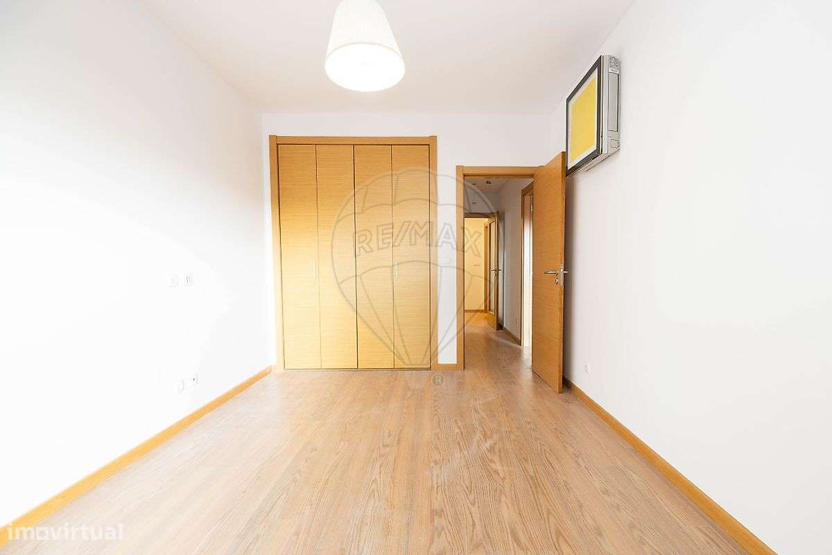 Apartamento T2 para arrendamento - Grande imagem: 2/25