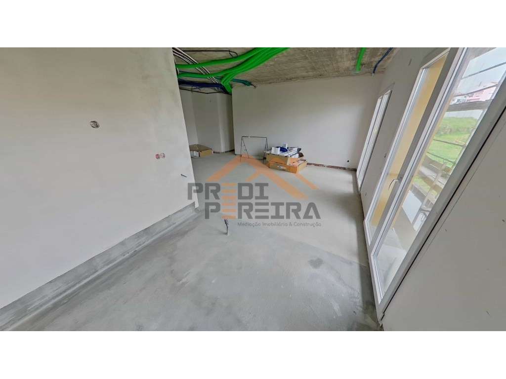 *NOVA CONSTRUÇÃO*
T3 situado em condomínio fechado, com varanda de... - Grande imagem: 4/27