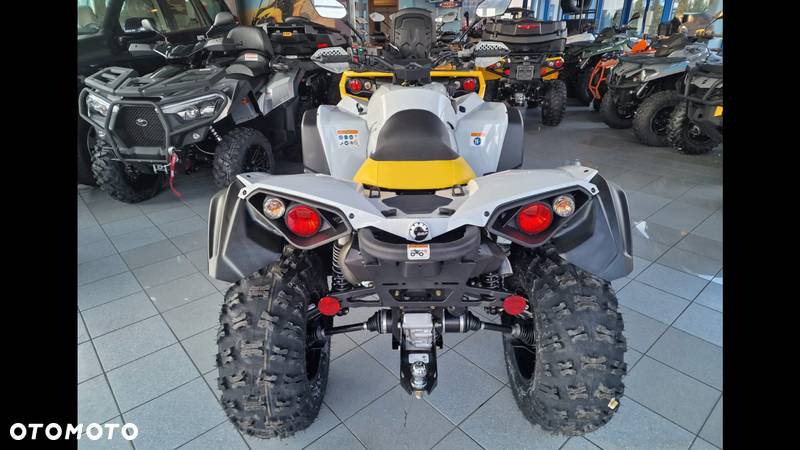 Can-Am Renegade - 6