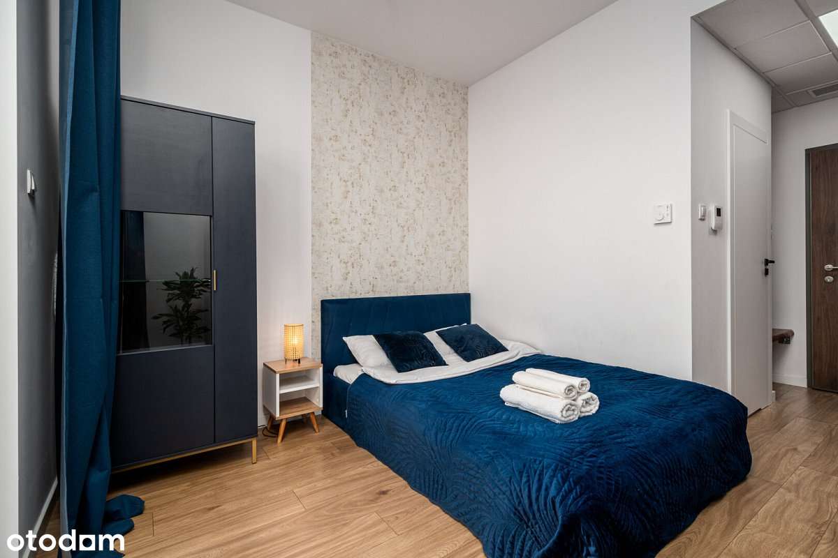 Lokal z widokiem na Panoramę miasta-4