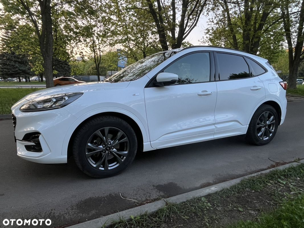 Ford Kuga 2.0 EcoBlue Hybrid ST-LINE X - 2