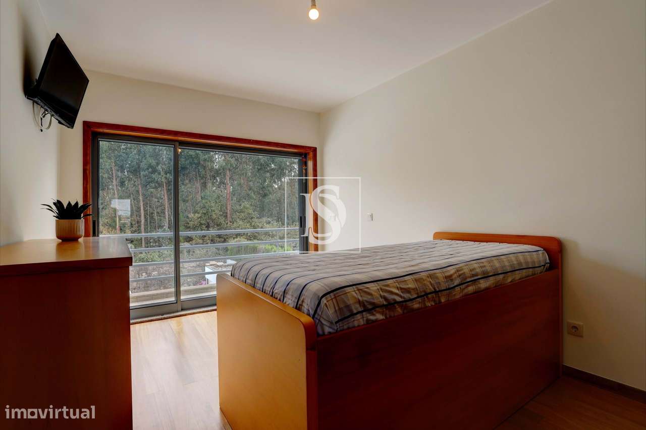 Moradia T3 com espaço exterior e garagem - Nogueira - Maia-27