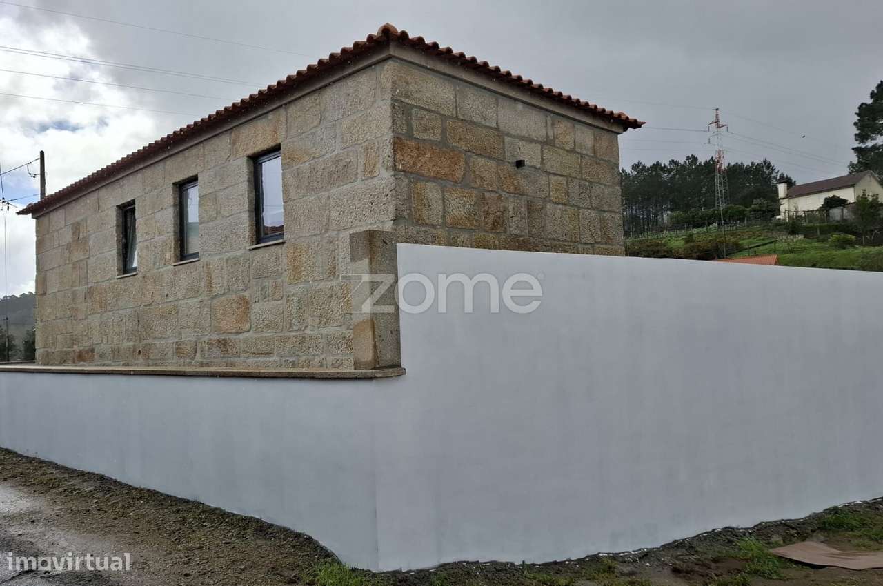 Moradia T3 com boas àreas na Ribeira (nova) - Grande imagem: 5/22