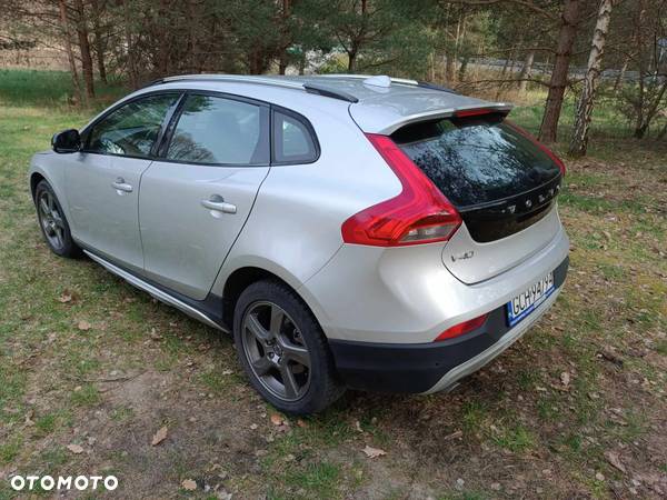 Volvo V40 Cross Country D3 Geartronic Summum - 4