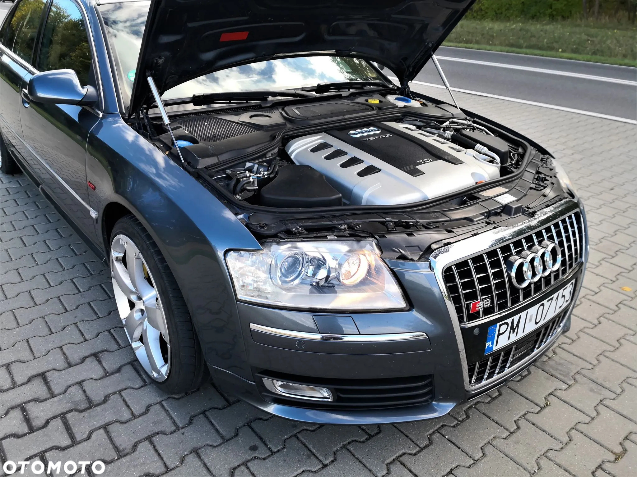 Audi A8 4.2 TDI L Quattro - 12