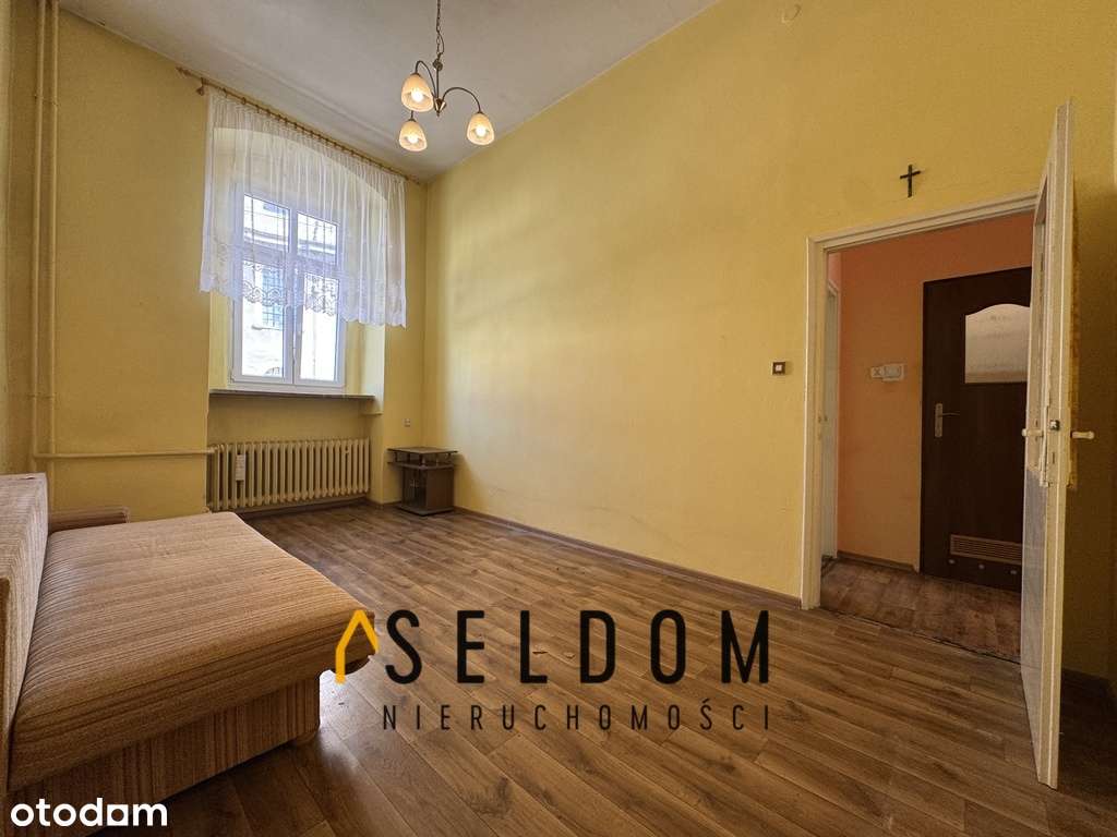 centrum Brzegu, ul. Plac Zamkowy-8