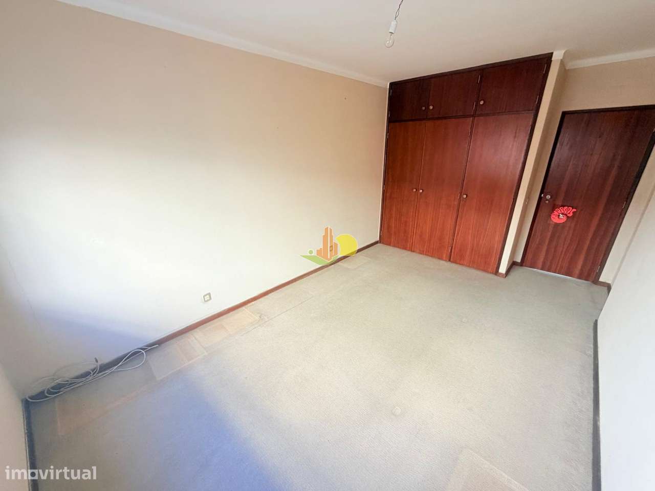 T4 com Garagem centro cidade-24