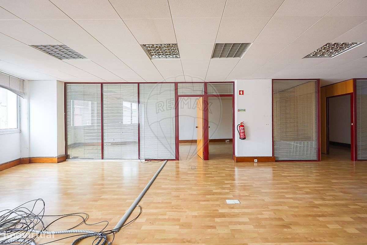 Escritório  para arrendamento - Grande imagem: 3/23