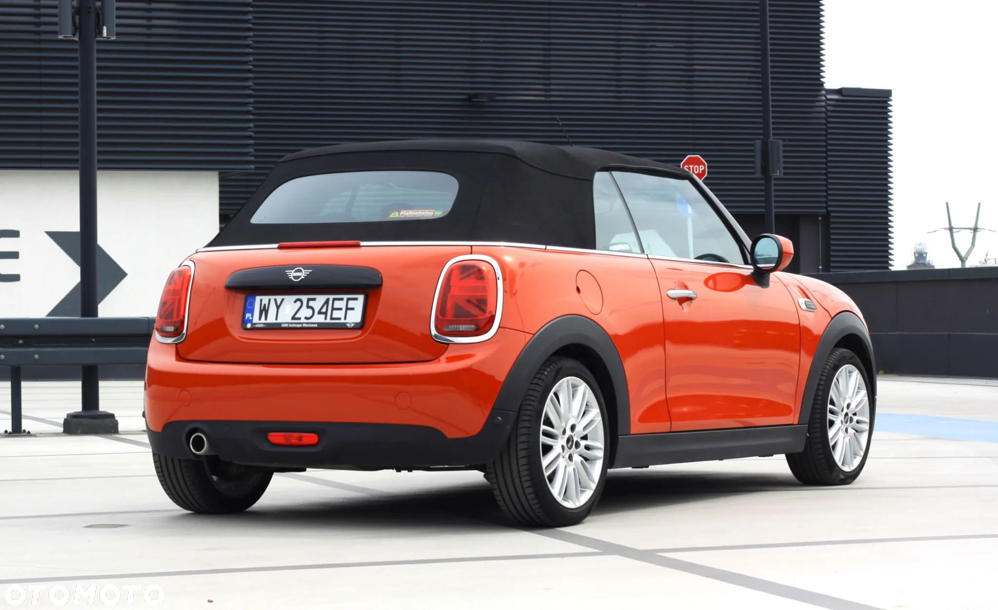 MINI Cooper Cabrio - 4