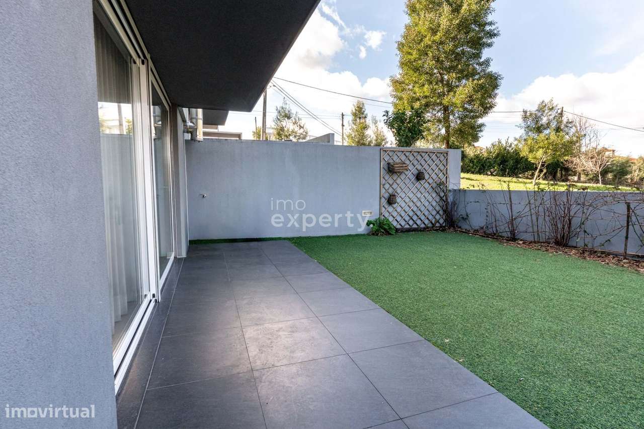 Moradia T3 geminada em V. N. de Famalicão, Braga-6