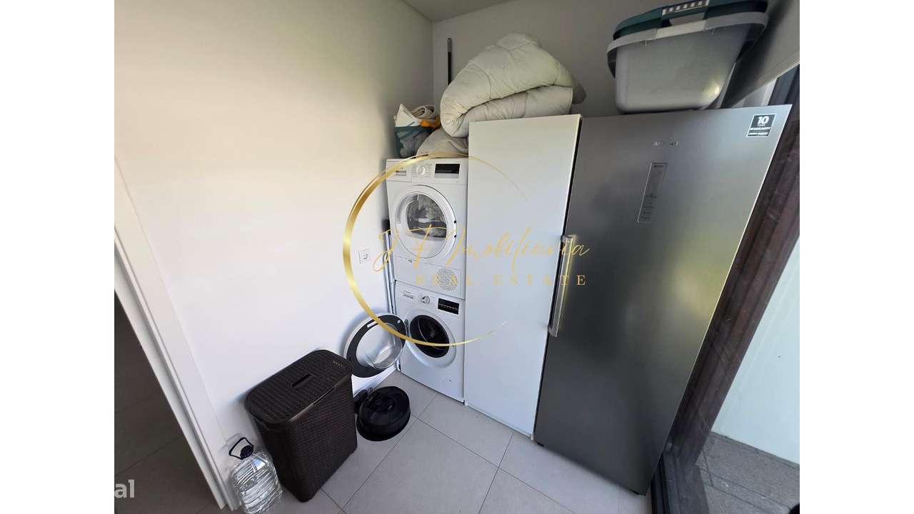 Moradia T4 de Luxo com Jardim-18