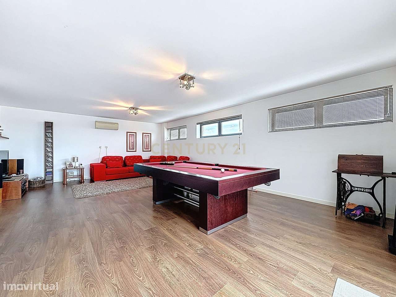 Luxuoso Duplex T4+1 em Amora, Seixal com Vista Panorâmica-34