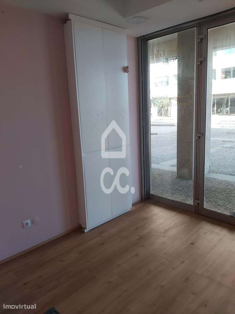 Loja para Arrendamento – Leça da Palmeira (Praia de Fuzelhas) - Grande imagem: 5/12