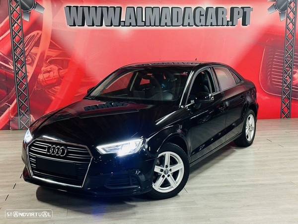 Audi A3 Limousine 1.0 TFSI Design - 1