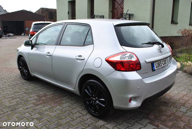 Toyota Auris 1.6 Valvematic Multidrive S Executive - 35