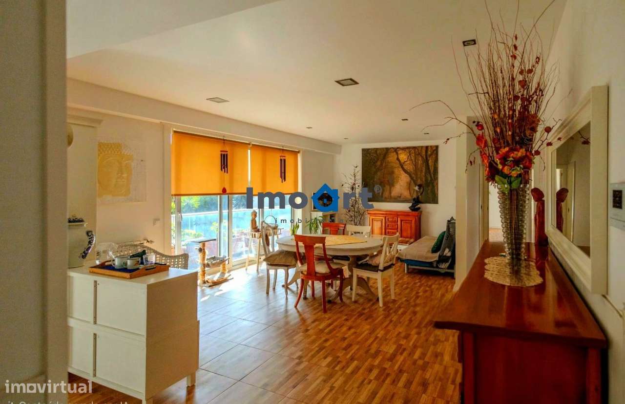 T2 RENOVADO COM VARANDA EXCECIONAL NA PRELADA !-16