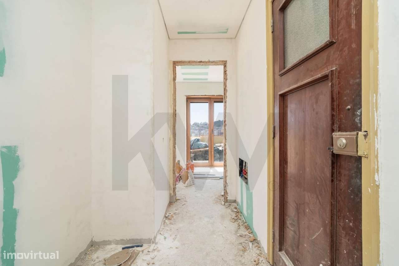 Apartamento T2 Transformado em 3 Estúdios – Bairro Norton de Matos, Co-20