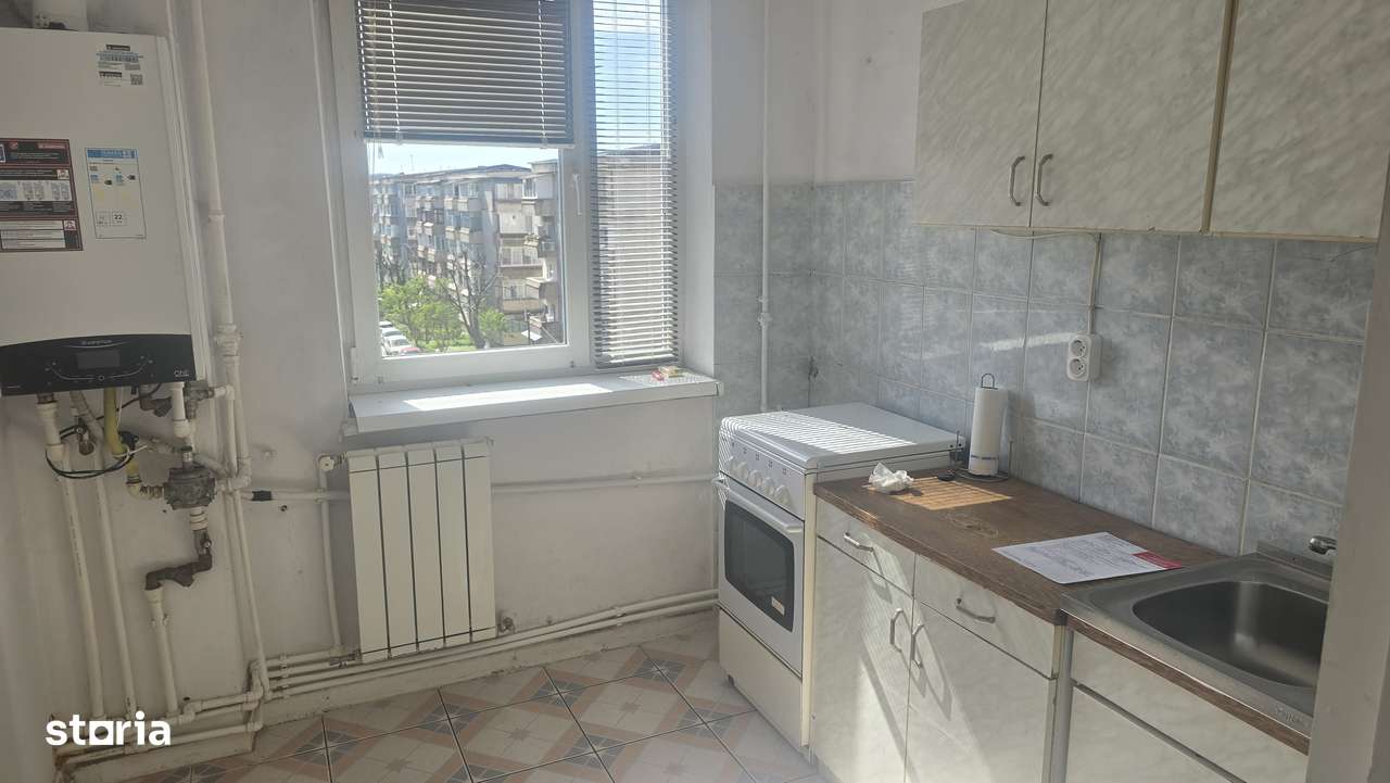 Vand apartament 2 camere in Deva, zona Pescarilor ( ITM), decomandat,-4
