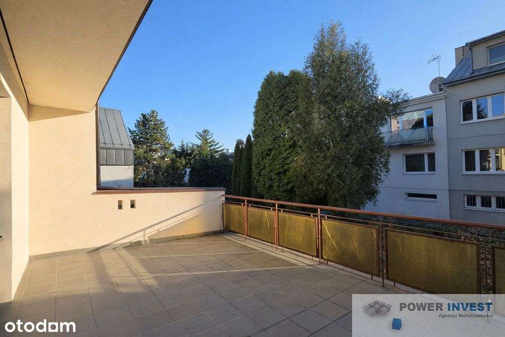 Bliźniak na prestiżowym osiedlu willowym-15