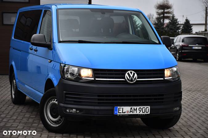 Volkswagen Transporter - 1