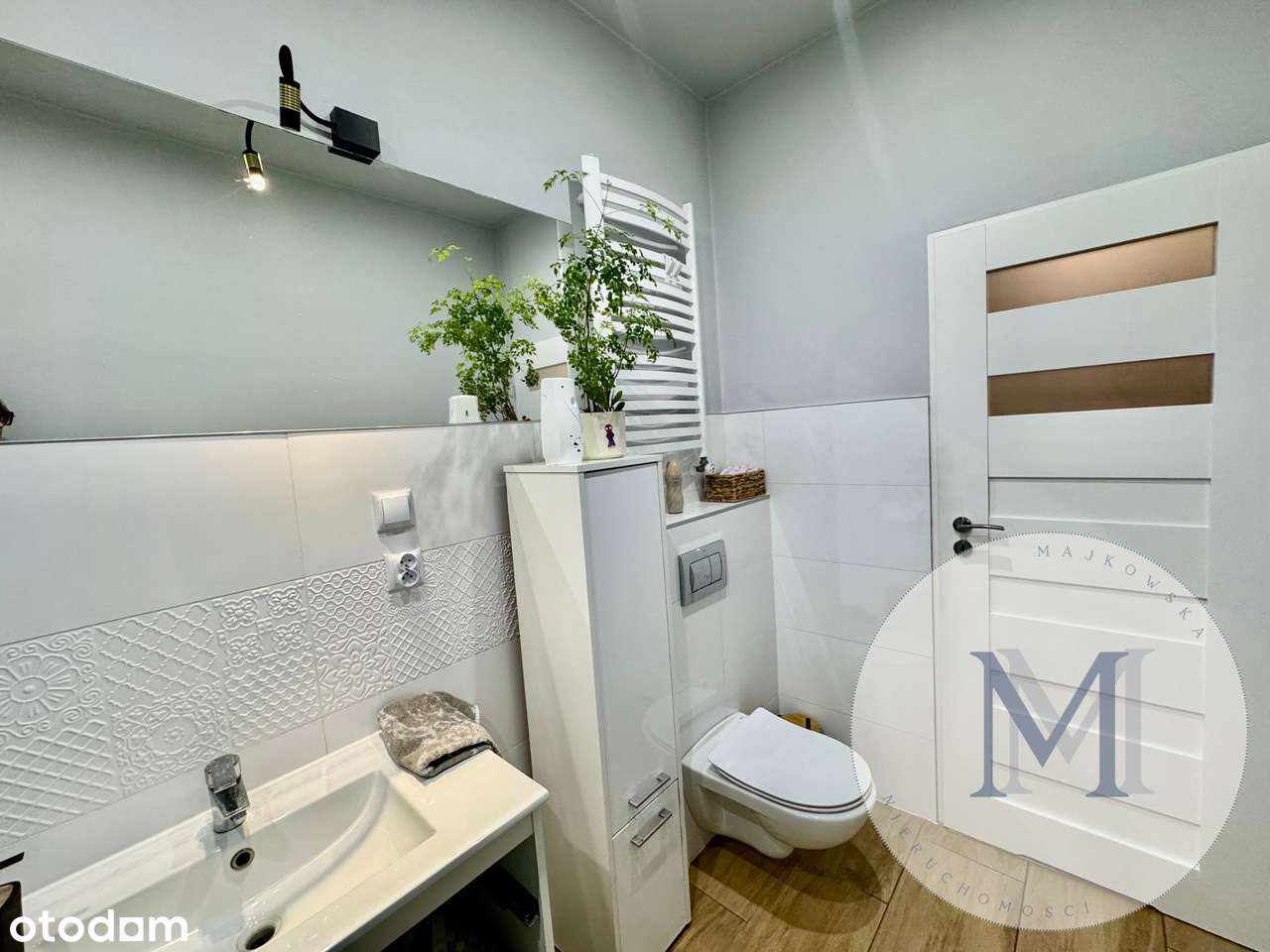 Trzypokojowe mieszkanie po kapitalnym remoncie-8