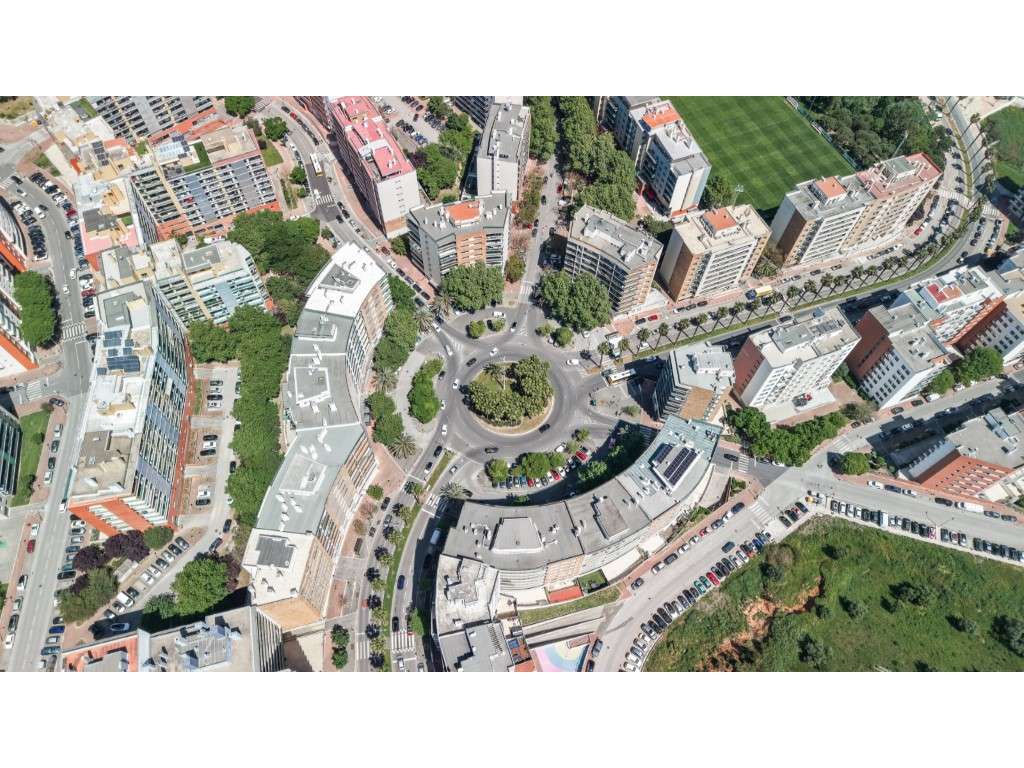 T3 remodelado com parqueamento e arrecadação - Entrada da Urbanizaç...-29