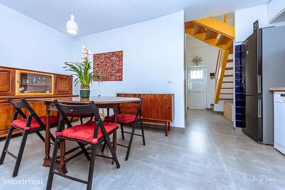 Moradia T3 com Quintal TOTALMENTE RENOVADA!!! - Grande imagem: 4/51