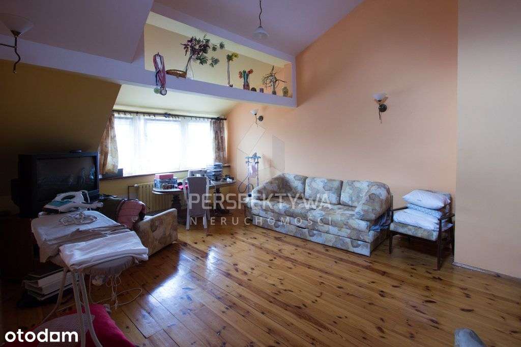 Dom W Zabudowie Szeregowej. Ul. Mechaników-11