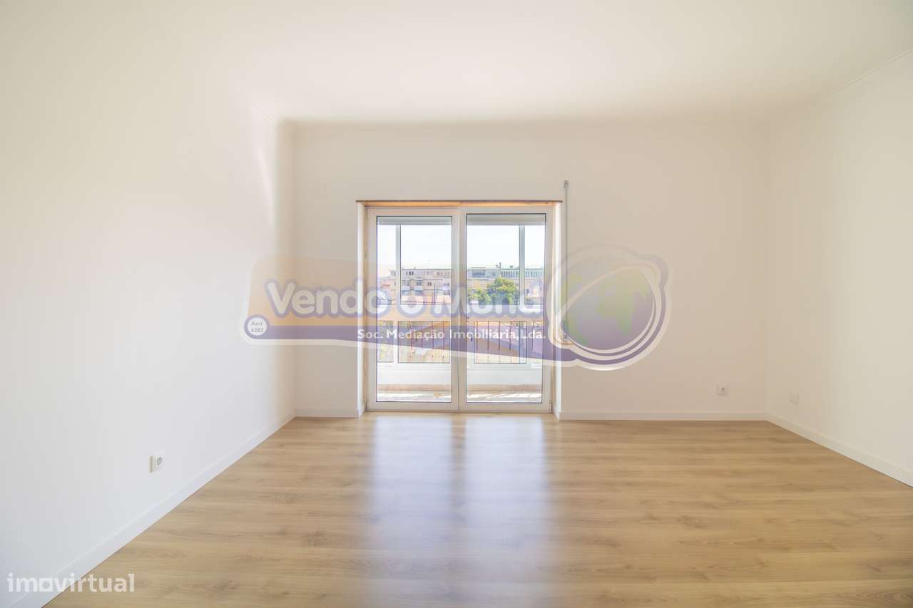 Apartamento T3 em Sintra (LXSIN024)-15