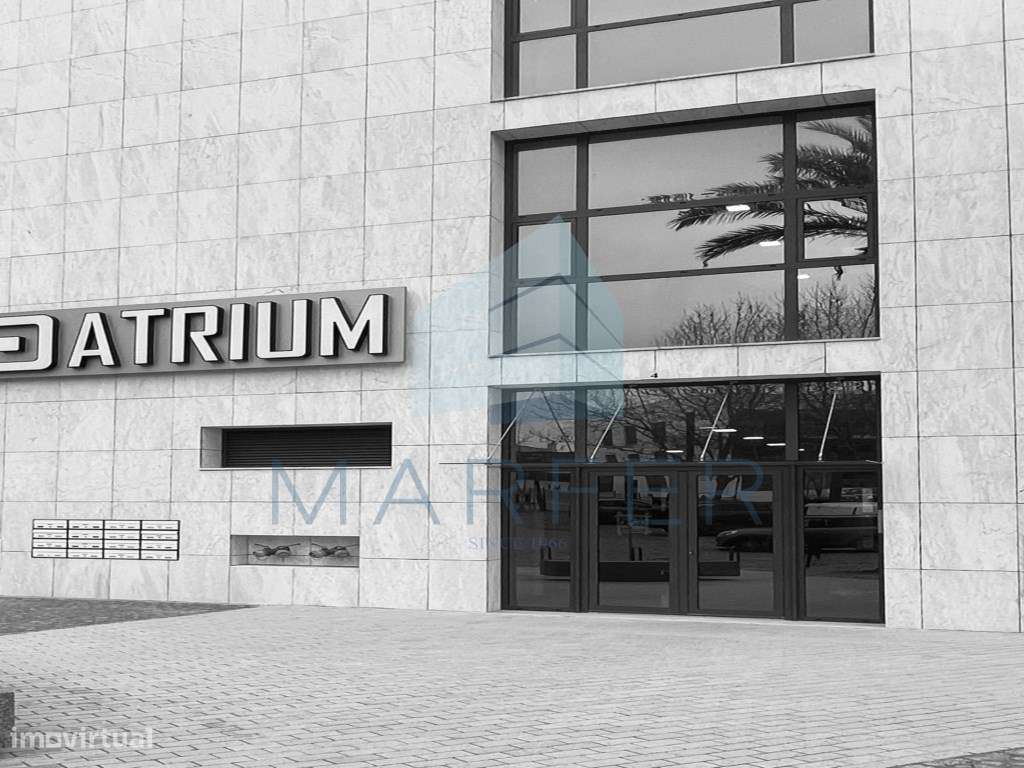 Escritórios novos em Porto Salvo - Grande imagem: 3/7