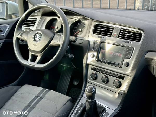 Volkswagen Golf 1.6 TDI (BlueMotion Technology) Trendline - 13