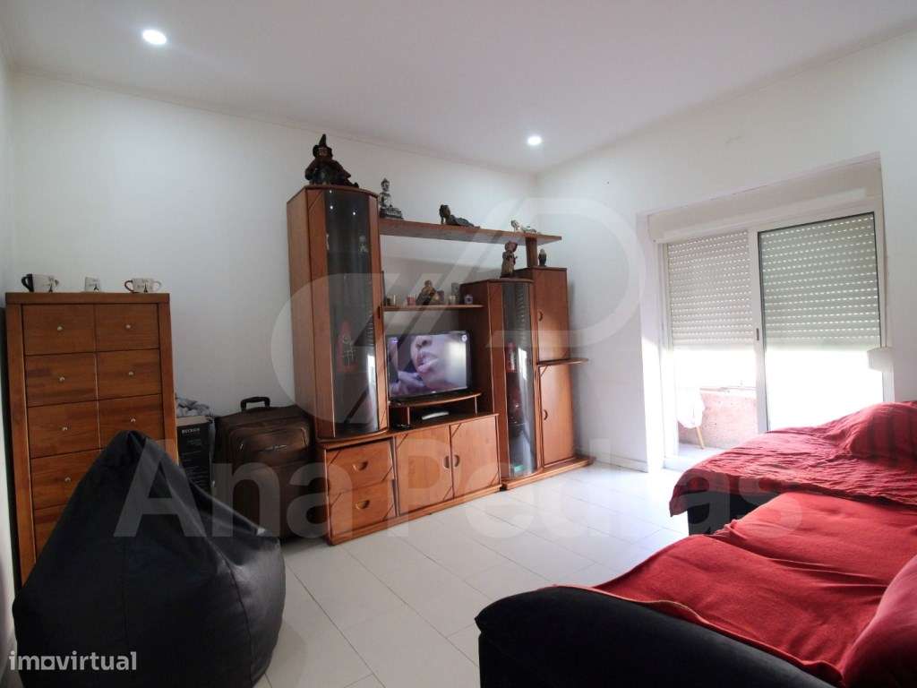 T1 Remodelado na Baixa da Banheira - Zona Central-4