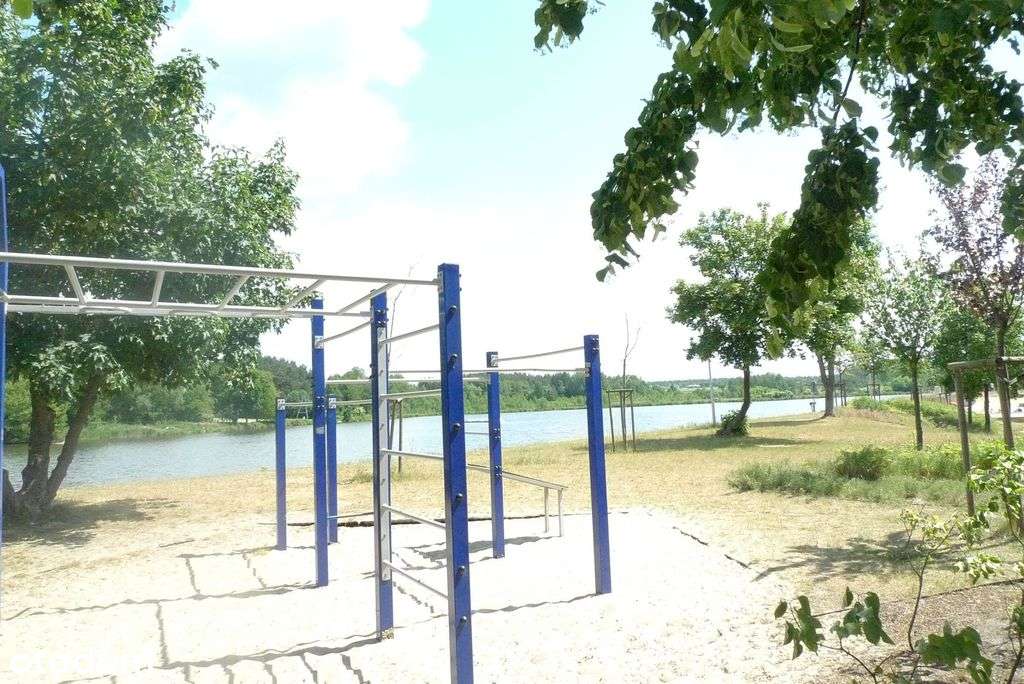 siedlisko, prawie 1 ha ziemi, w pięknym otoczeniu!-14