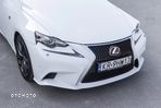 Lexus IS 200t / 300 F Sport - 15