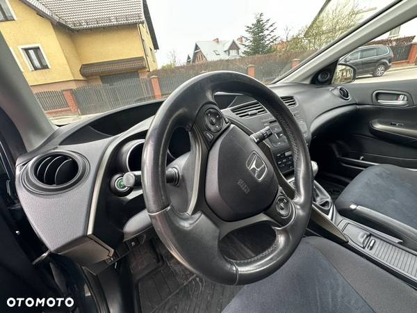 Honda Civic 1.8 i-VTEC Comfort - 38