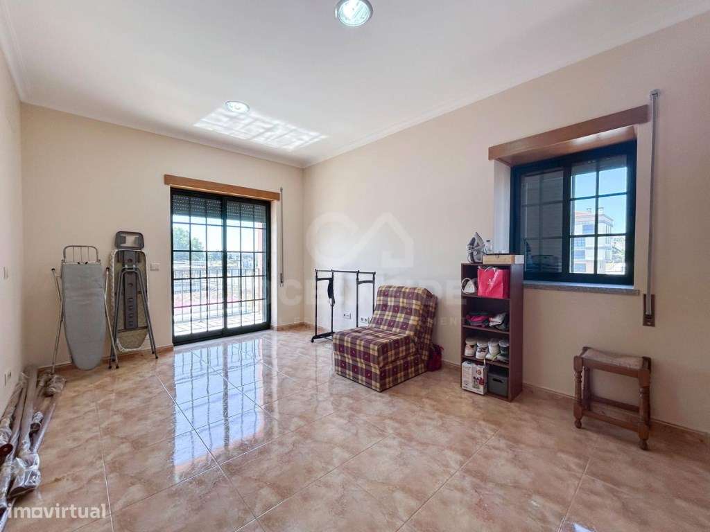 Moradia T4 independente em Castelo Branco-33