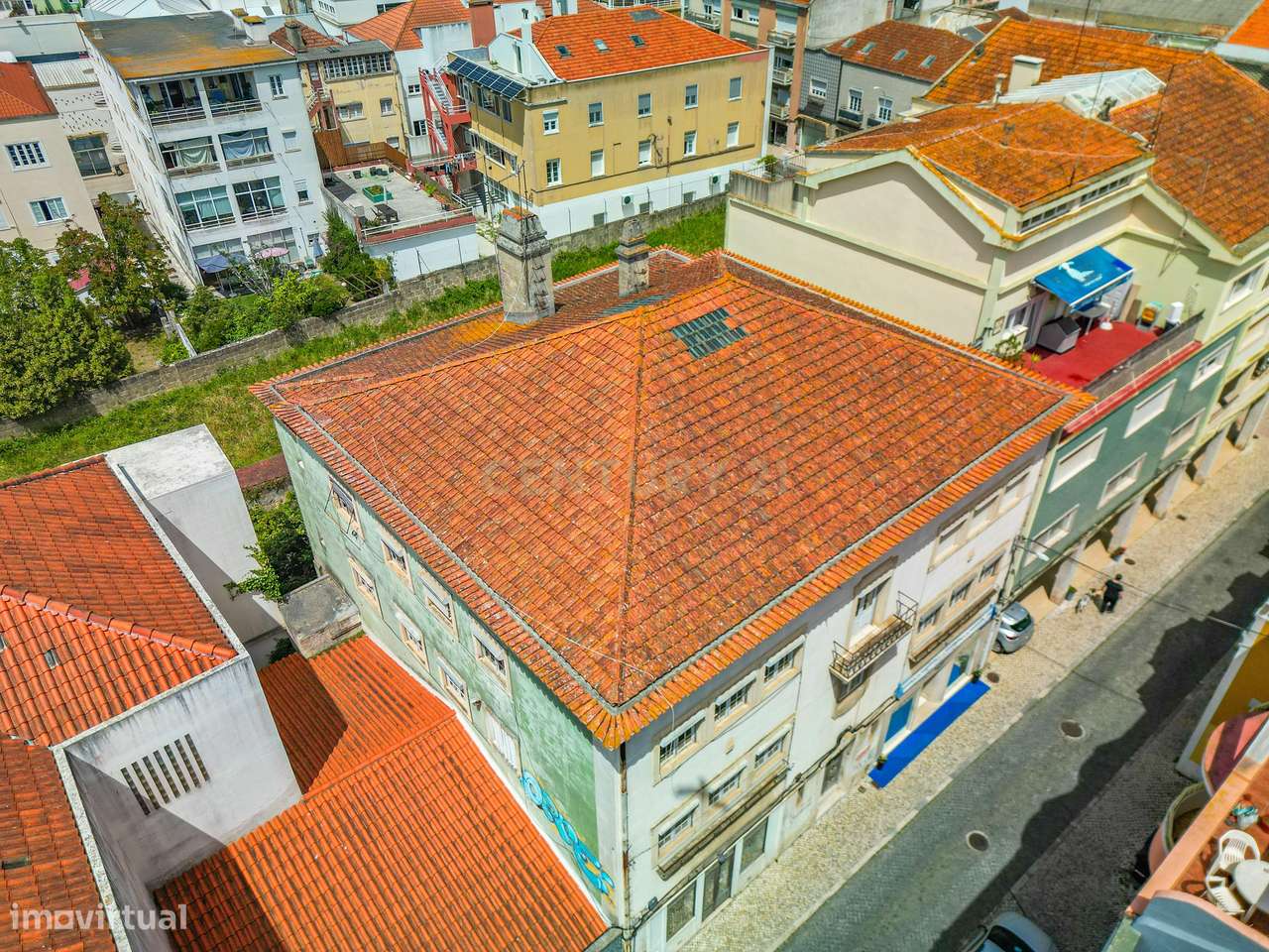 Apartamento T3 no centro das Caldas da Rainha-33