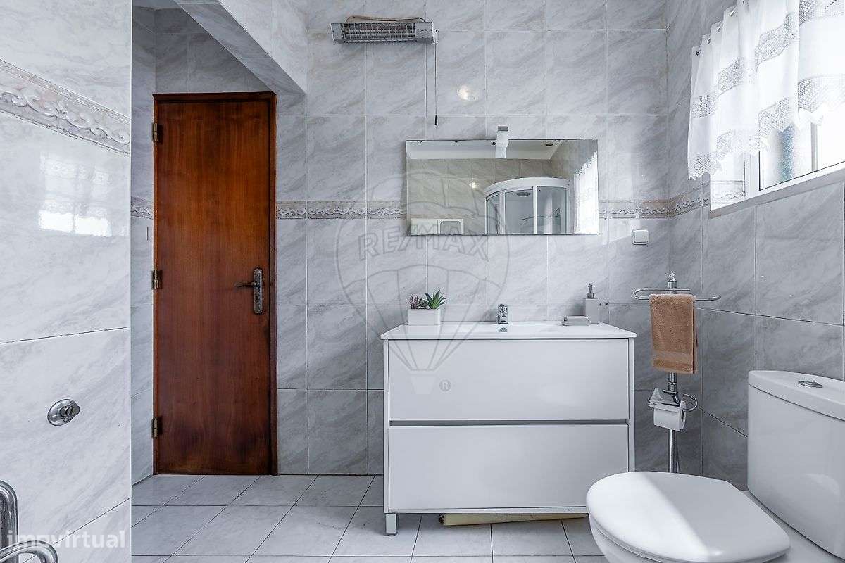 Moradia T5 para venda-21