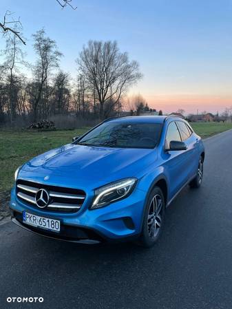 Mercedes-Benz GLA 250 7G-DCT - 2