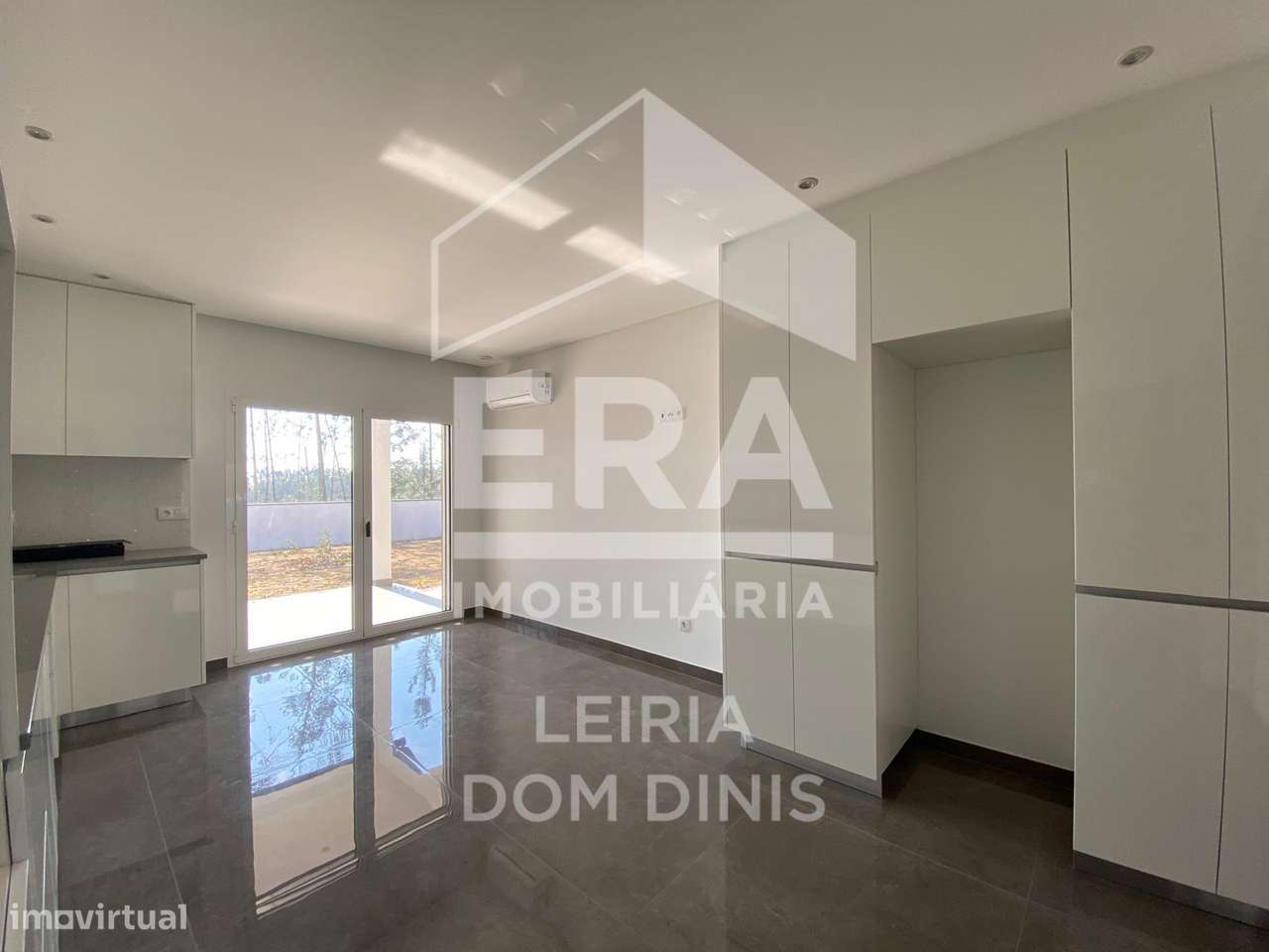 Moradia T3 Nova em Leiria-7