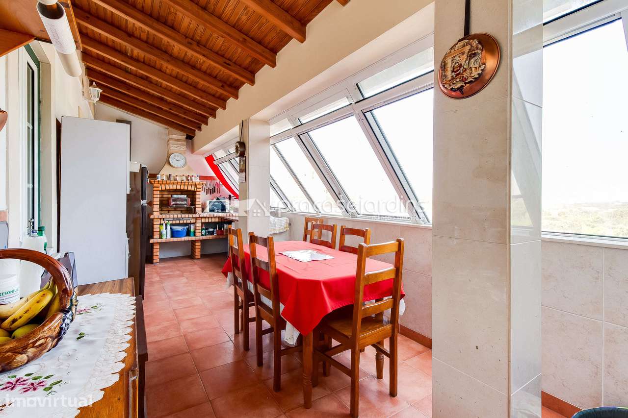 Moradia Unifamiliar de traça rústica-17