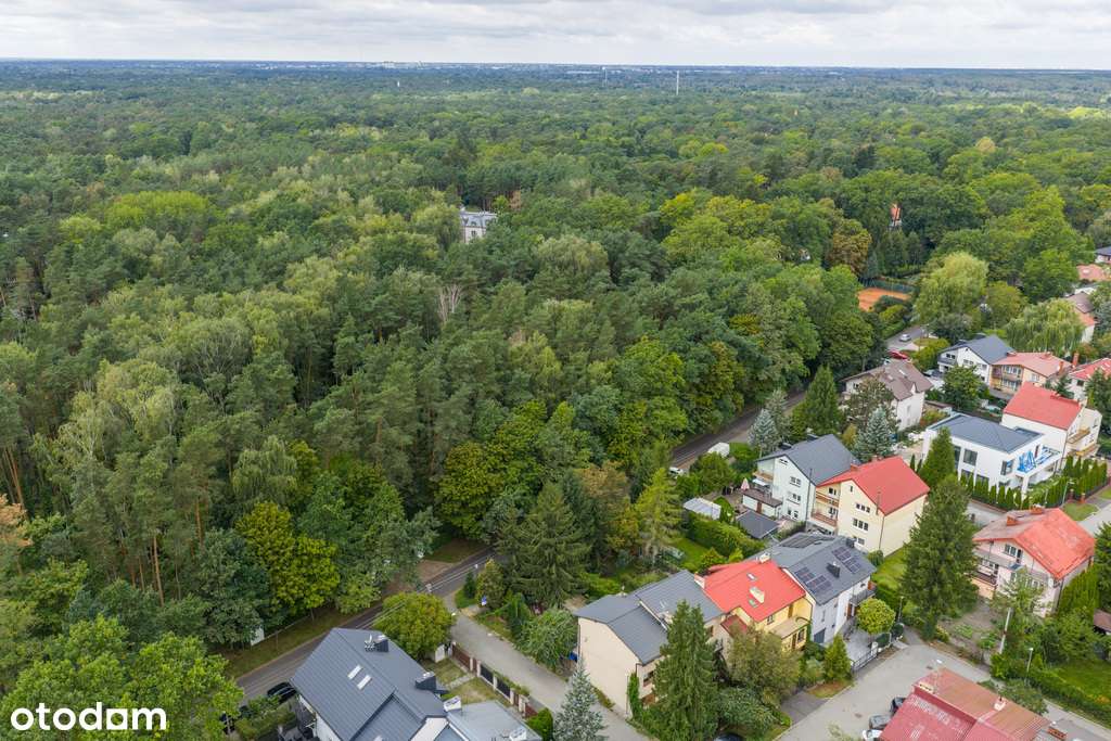 Rodzinny dom, świetna lokalizacji w Konstancinie-10