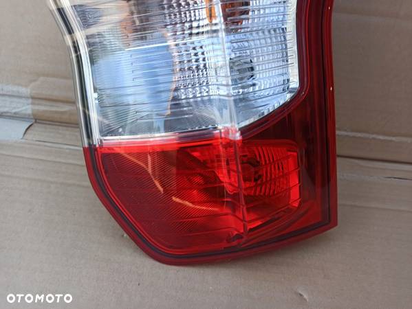 Lampa prawy tył FORD TRANSIT COURIER 60 tys EUROPA - 4