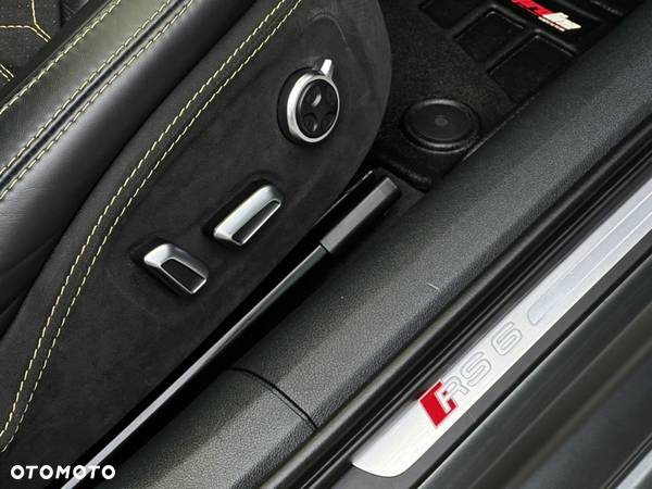Audi RS6 Performance 4.0 TFSI Quattro Tiptronic - 33