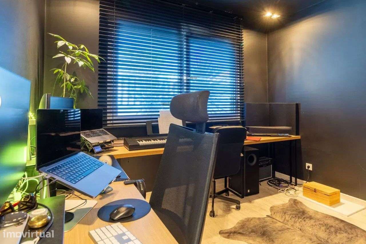 Excelente Moradia T4 em Porto Salvo, Oeiras-23