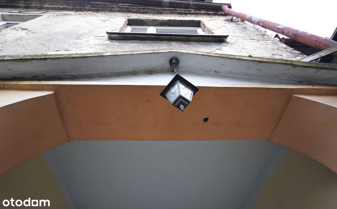 Zamieszkaj w centrum Jaworzna! Idealna okazja na własny dom!-16